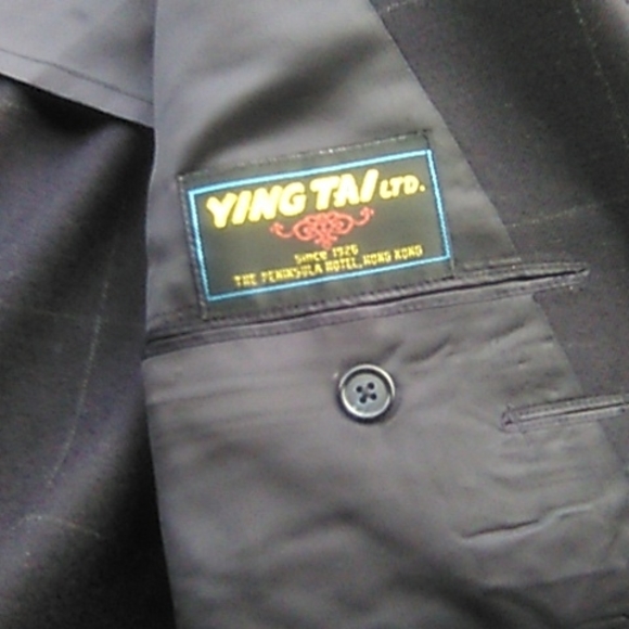 Wool blend Blue light plaid blazzer custom fitted. Size 48 - Picture 2 of 2